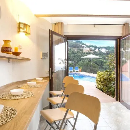 Villa- Monica Villa