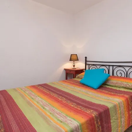 Villa- Monica Villa *